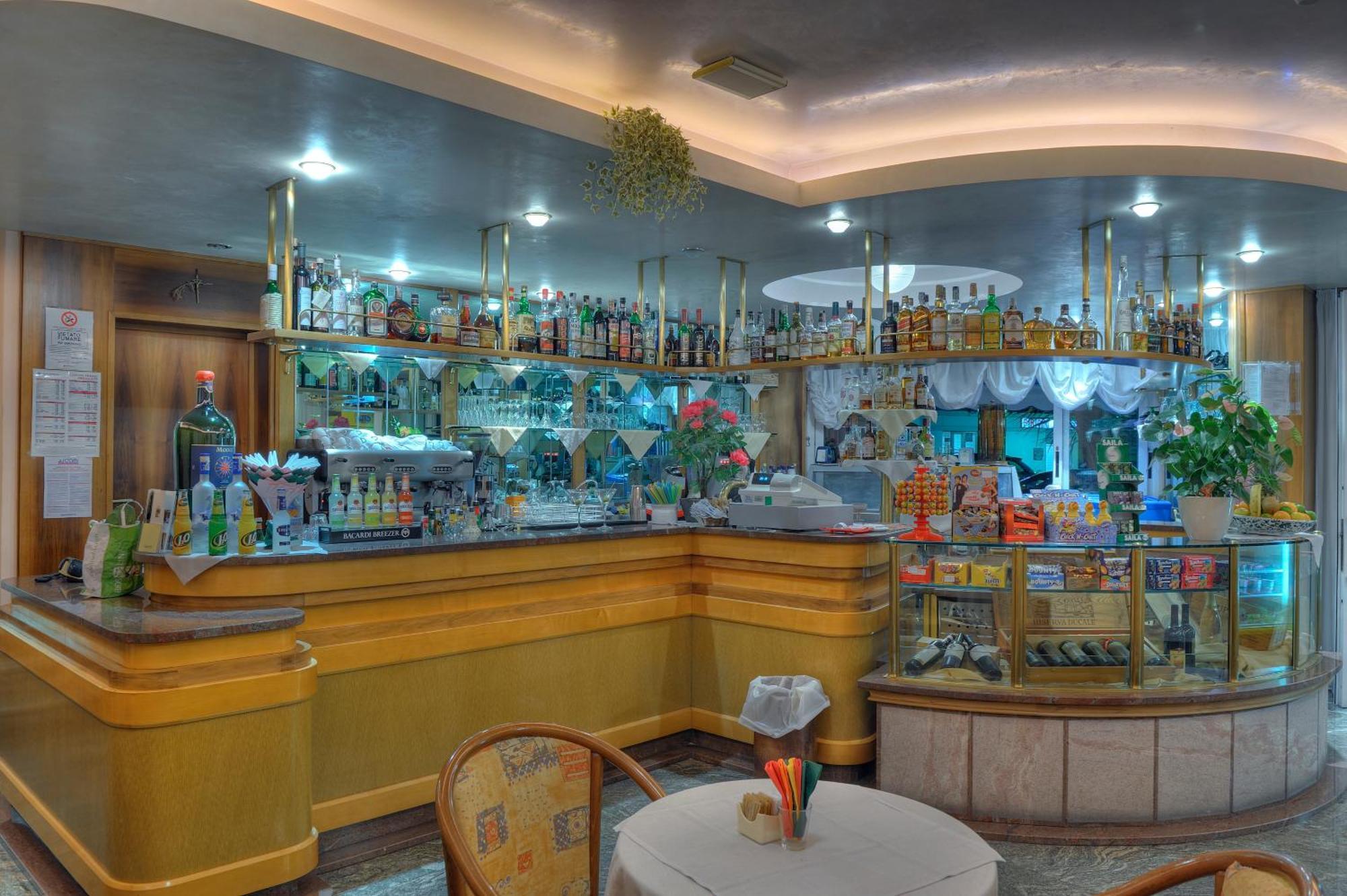 Hotel Miramare Lignano Sabbiadoro Bagian luar foto