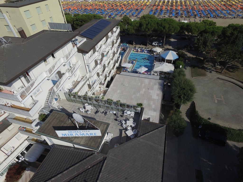 Hotel Miramare Lignano Sabbiadoro Bagian luar foto