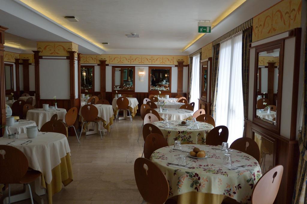 Hotel Miramare Lignano Sabbiadoro Bagian luar foto